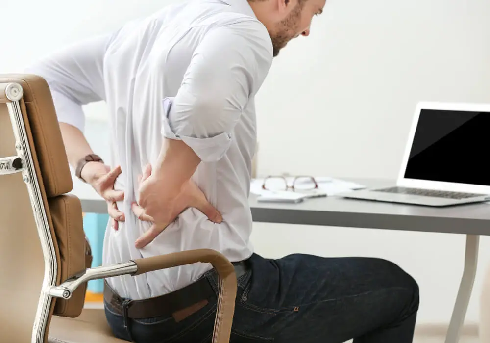 The benefits of treating lower back pain with physical therapy