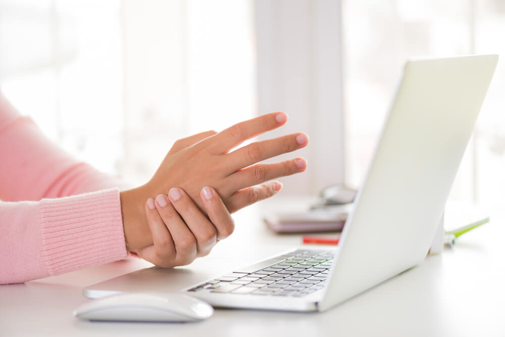Three issues that can cause pinky side wrist pain shutterstock 1155689035 Three issues that can cause pinky side wrist pain