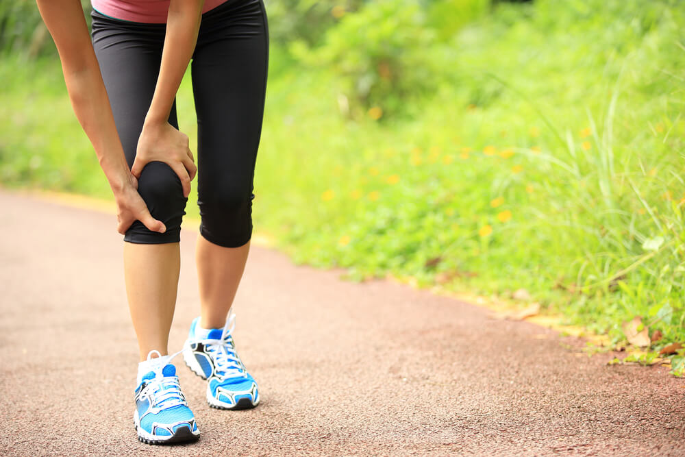 Two tips for treating kneecap pain when bending the knee shutterstock 215193034 2 Two tips for treating kneecap pain when bending the knee