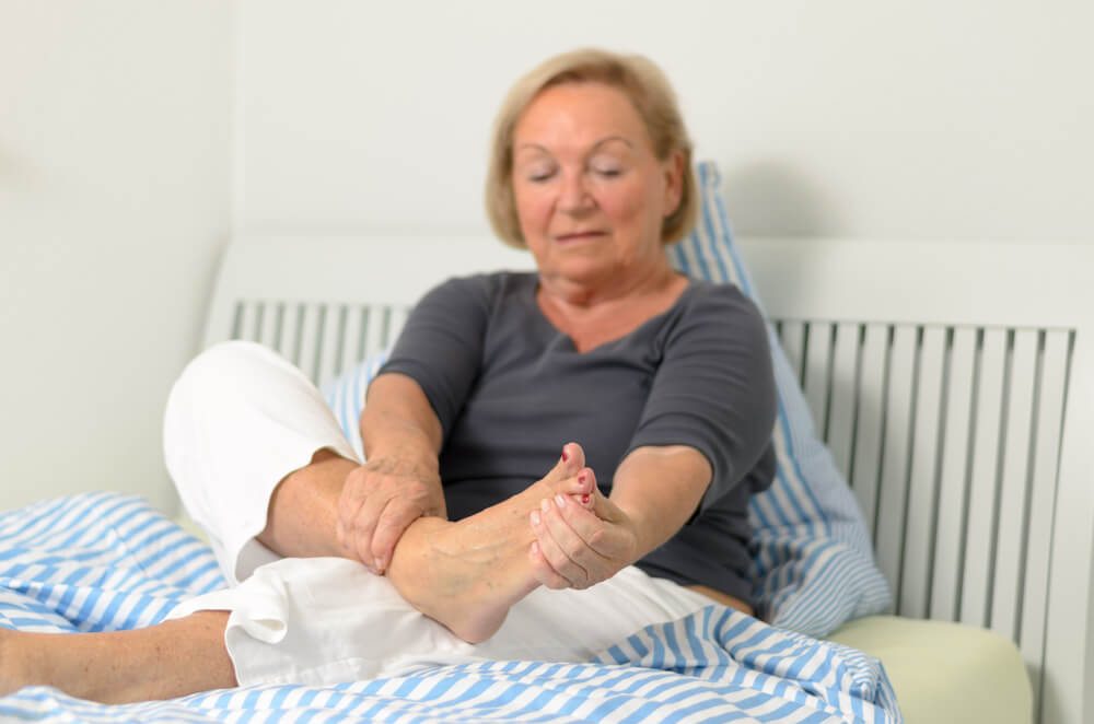 What causes a stabbing pain in the side of my foot? shutterstock 295621037 What causes a stabbing pain in the side of my foot?