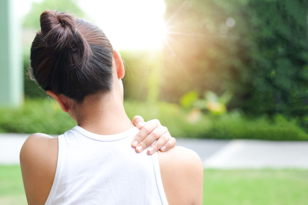 Physical therapists help you learn how to crack your neck safely shutterstock 795449044 Physical therapists help you learn how to crack your neck safely