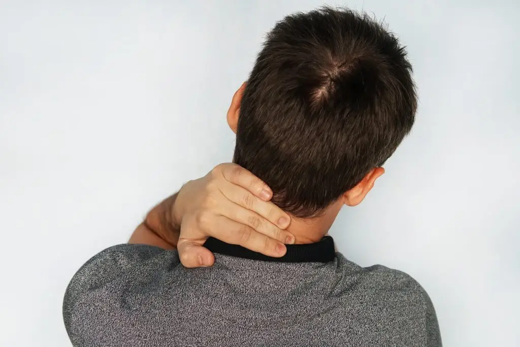 how to treat a pulled neck muscle ssor